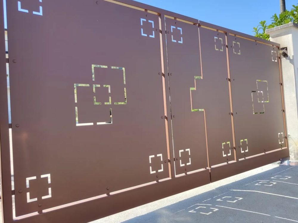 Cancelli a Battente Villa Privata - ITALIA