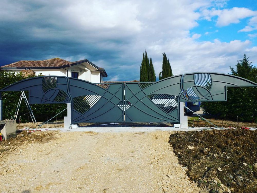 Cancelli a Battente Villa Privata - ITALIA