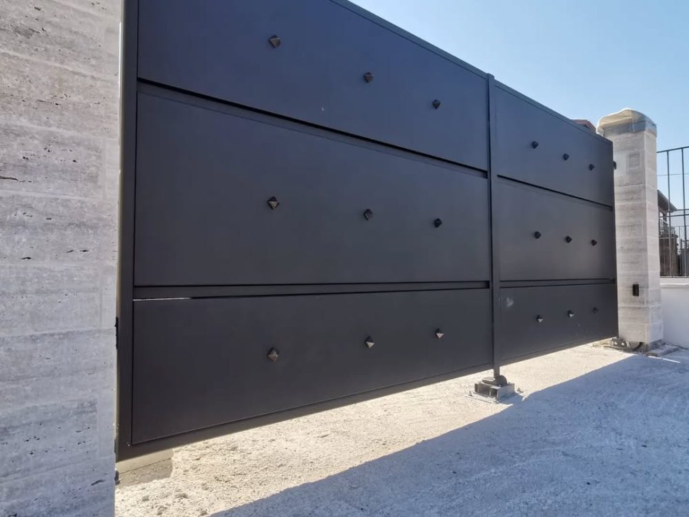 Cancelli a Battente Villa Privata - ITALIA