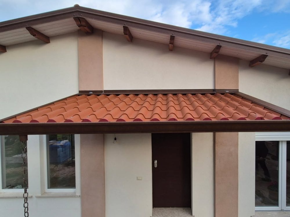 Pensilina Villa Privata - ITALIA