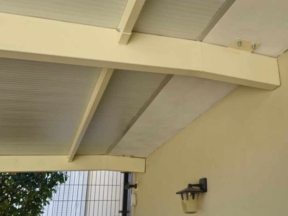 Pensilina Villa Privata - ITALIA