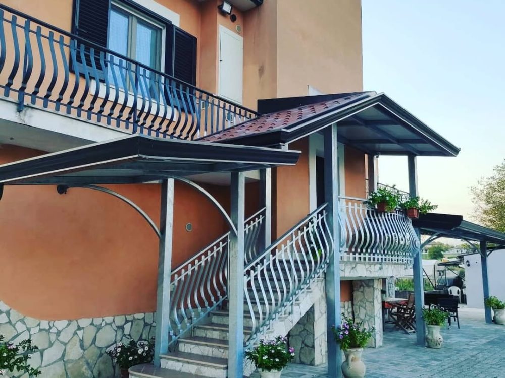 Pensilina Villa Privata - ITALIA