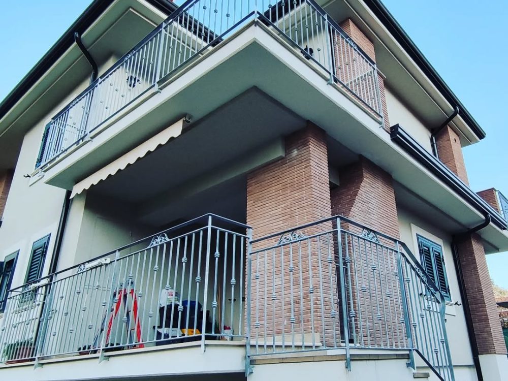 Ringhiera Villa Privata - ITALIA